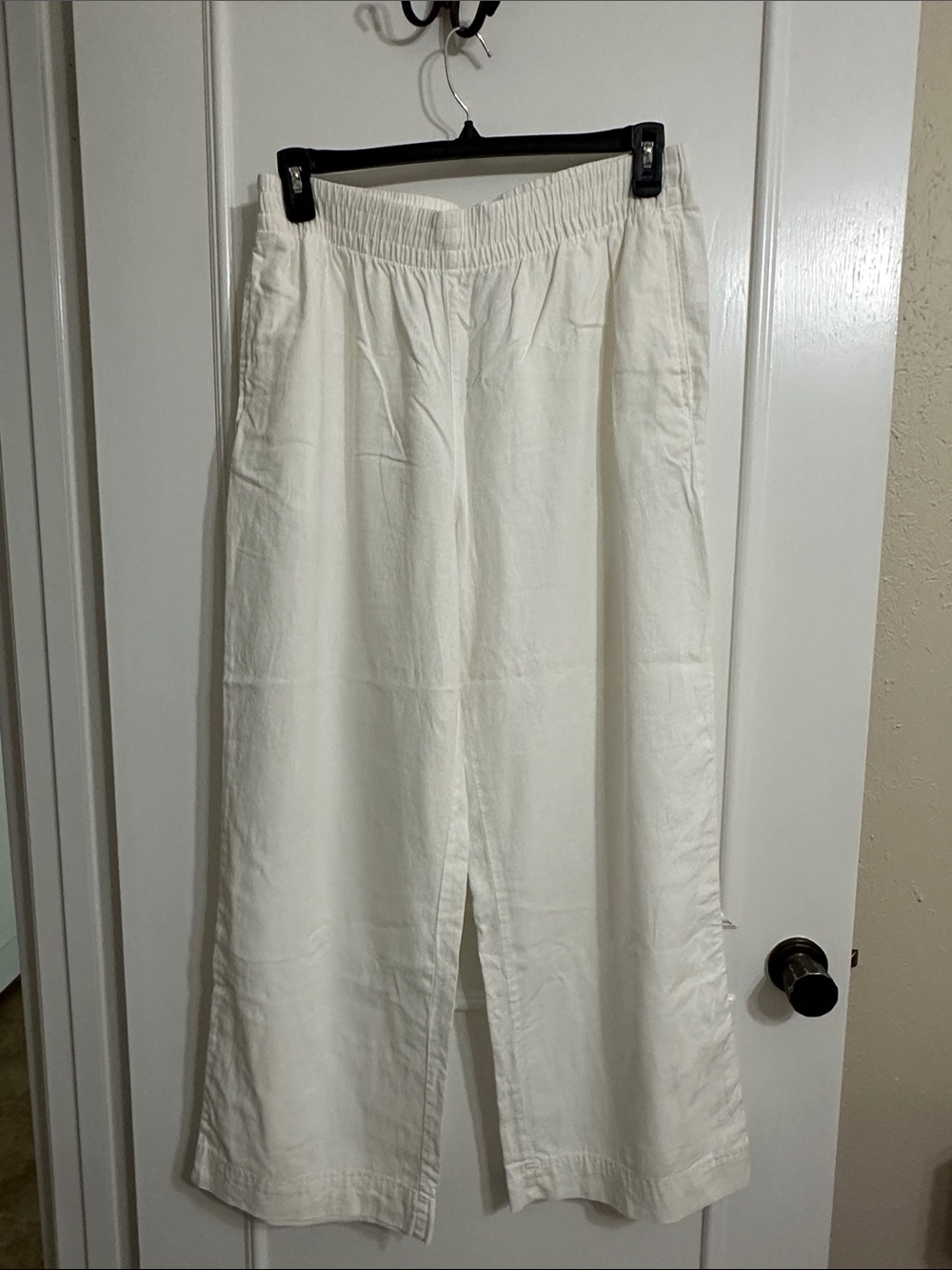 OLD NAVY High Waisted Wide Leg Linen Blend Pants Size L
ATTN: TALLER LADIES!!